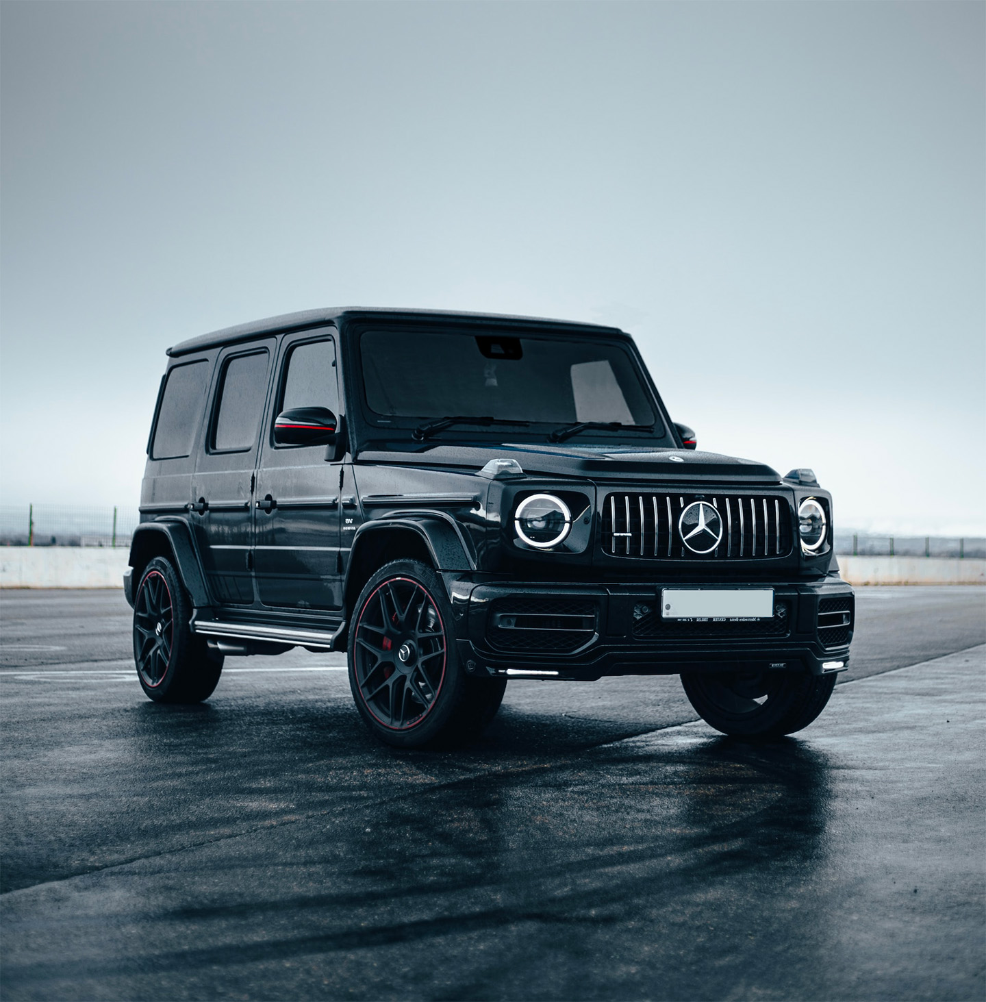 SUV فاخر — كار سيرفيس ليموزين