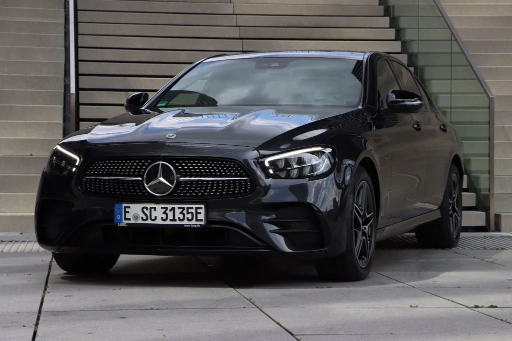 مرسيدس الفئة E — كار سيرفيس ليموزين